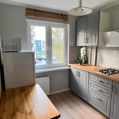 Cozy Near Kadriorg, Airport 2 Km Apartament *